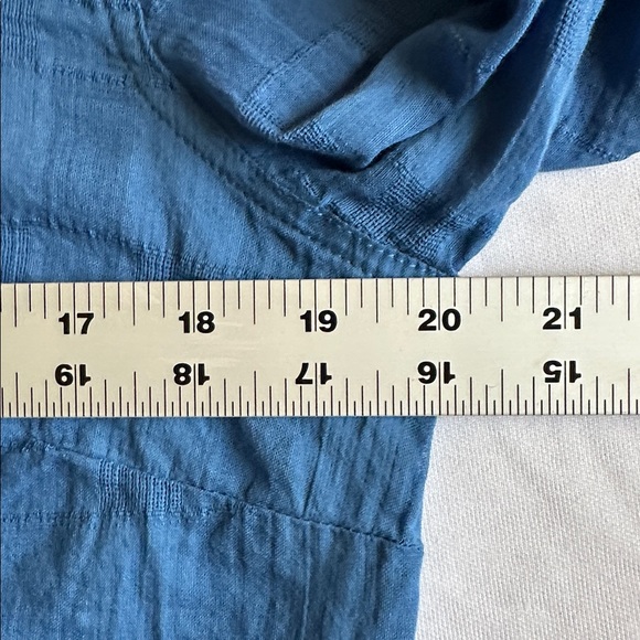 Coldwater Creek Sheer Blue Button-Front Women's Shirt - Lightweight Layering Top - Picture 5 of 17